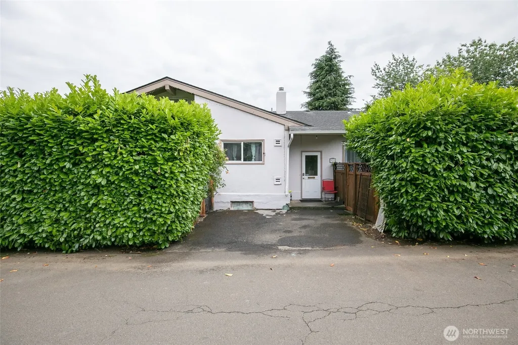 323 N Main Street Montesano WA 98563