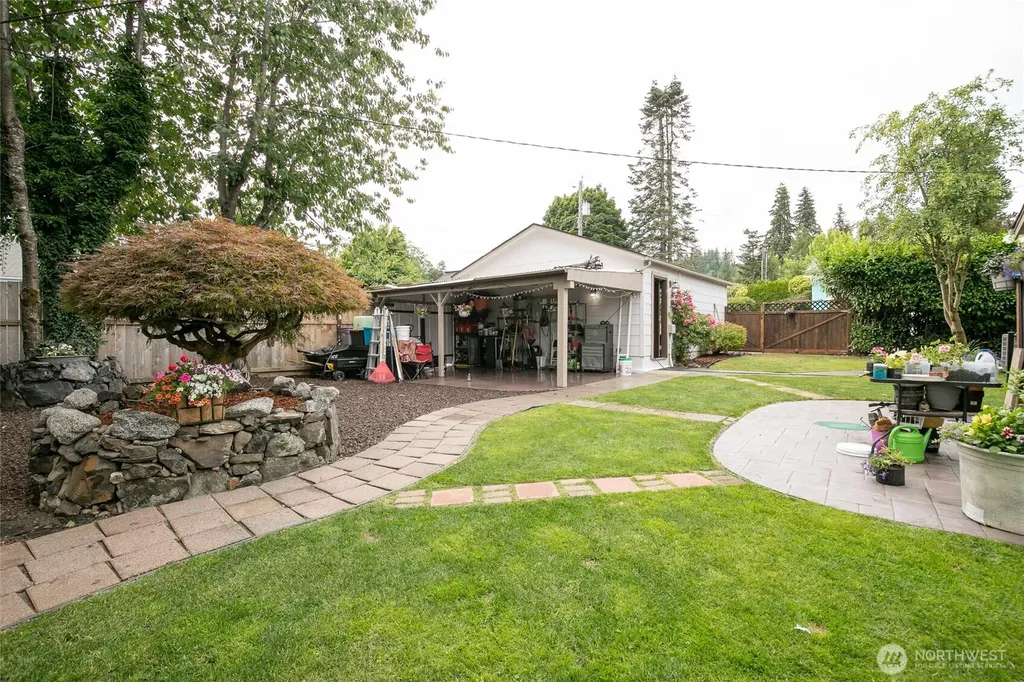 323 N Main Street Montesano WA 98563