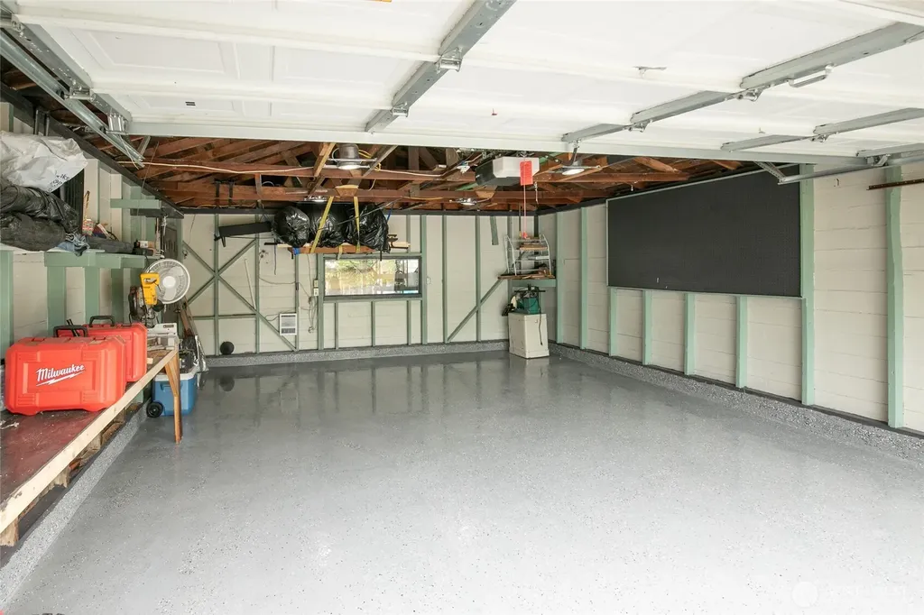 323 N Main Street Montesano WA 98563