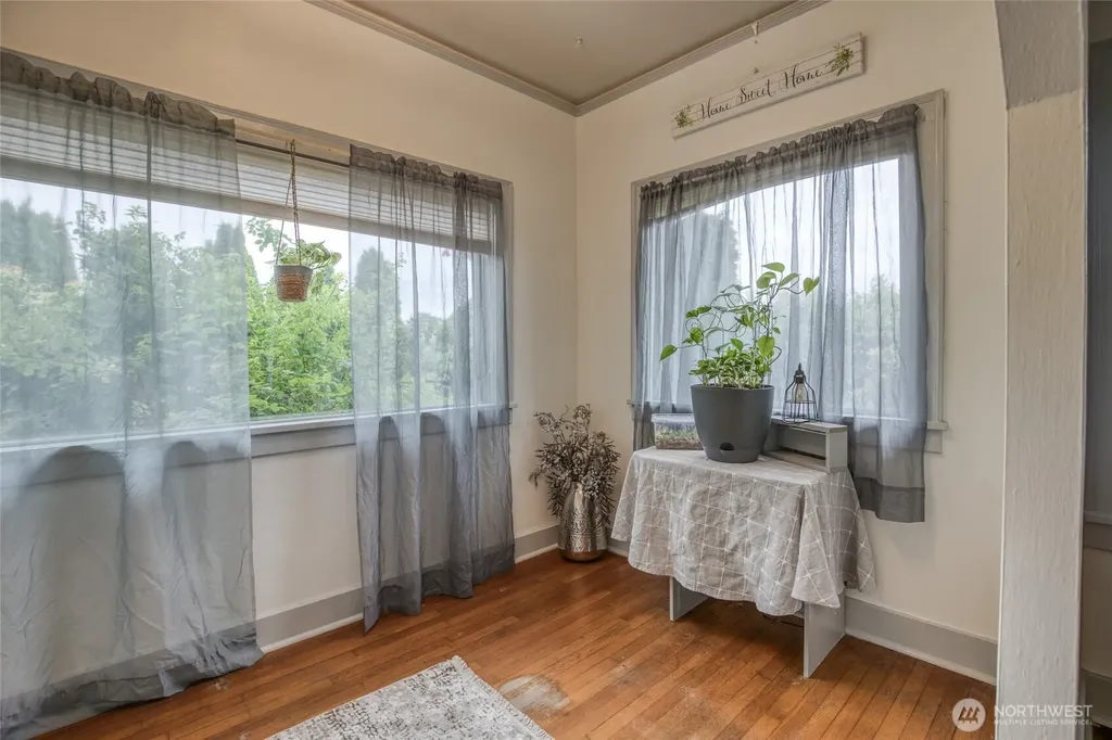 323 N Main Street Montesano WA 98563