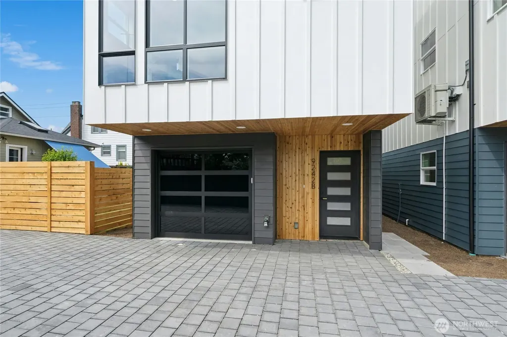 9242 Dayton Avenue N Seattle WA 98103