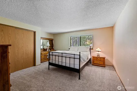 6915 244th Street Ct E Graham WA 98338