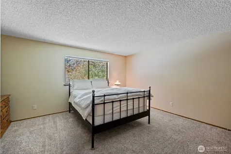 6915 244th Street Ct E Graham WA 98338