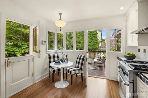 4322 NE 43rd Street Seattle WA 98105