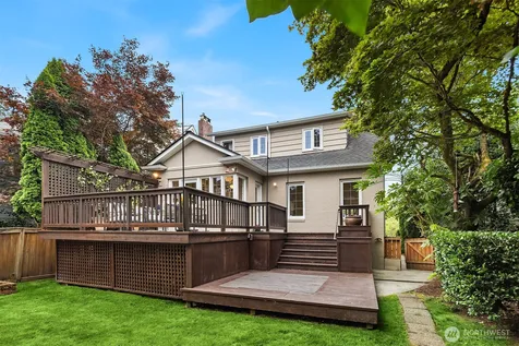 4322 NE 43rd Street Seattle WA 98105