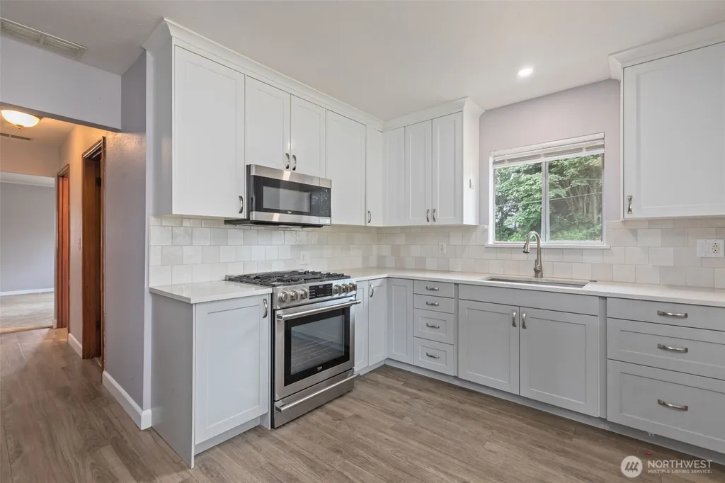 12912 Naomilawn Drive SW Lakewood WA 98498