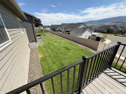 1576 6th Street SE East Wenatchee WA 98802