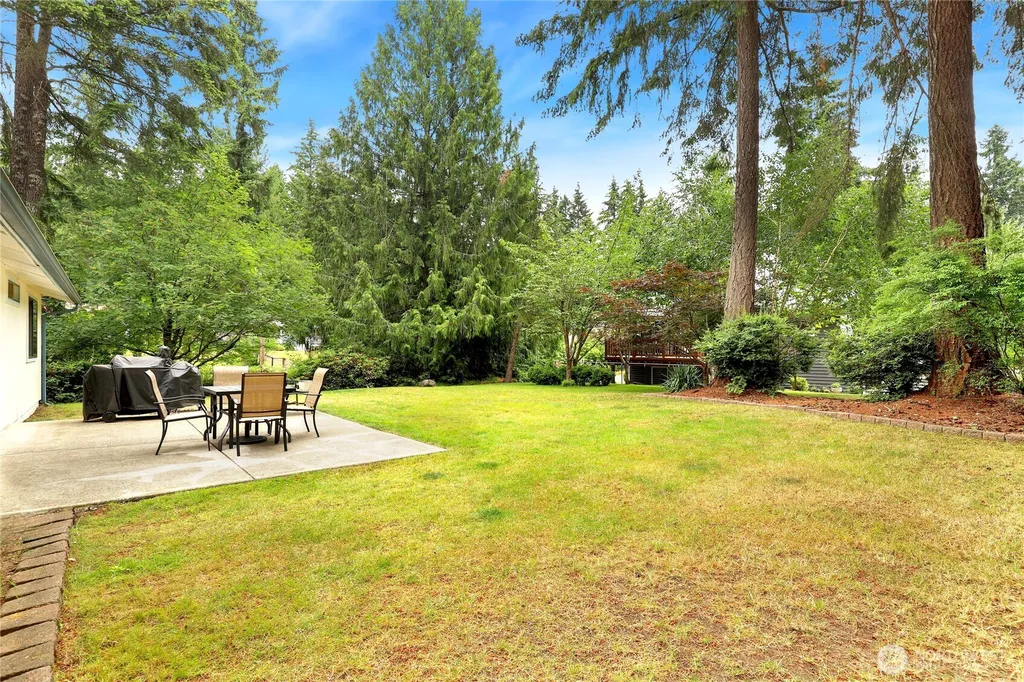 4060 Chinook Place NW Bremerton WA 98312