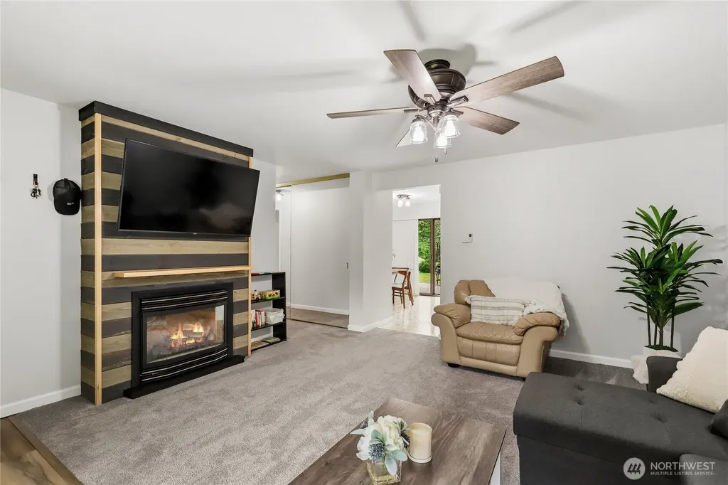 4060 Chinook Place NW Bremerton WA 98312