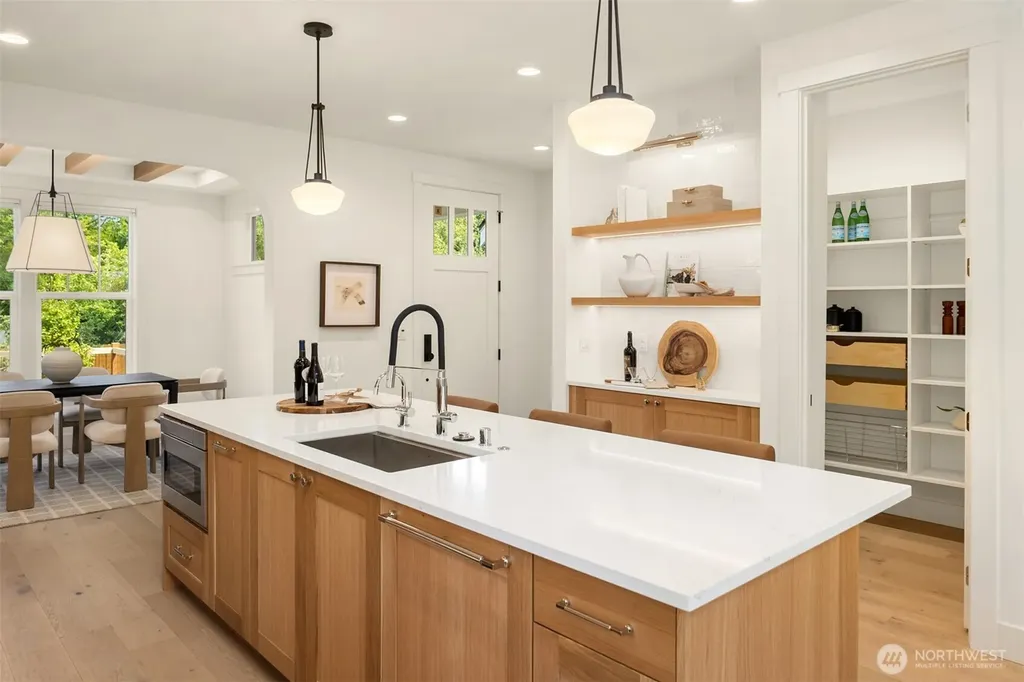 9331 126th Avenue NE Kirkland WA 98033