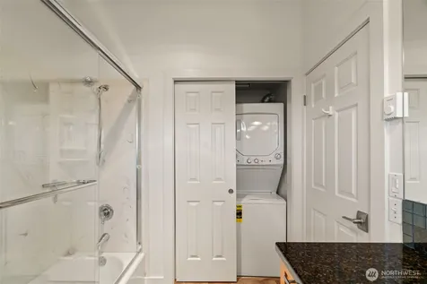 323 N 48th Street Seattle WA 98103