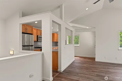 323 N 48th Street Seattle WA 98103