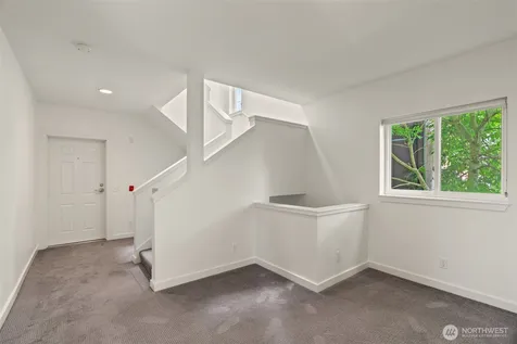 323 N 48th Street Seattle WA 98103