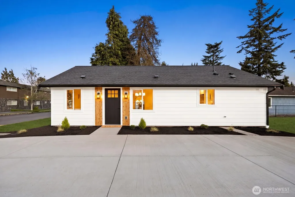 2105 D St SE Auburn WA 98002