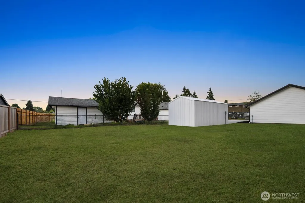 2105 D St SE Auburn WA 98002