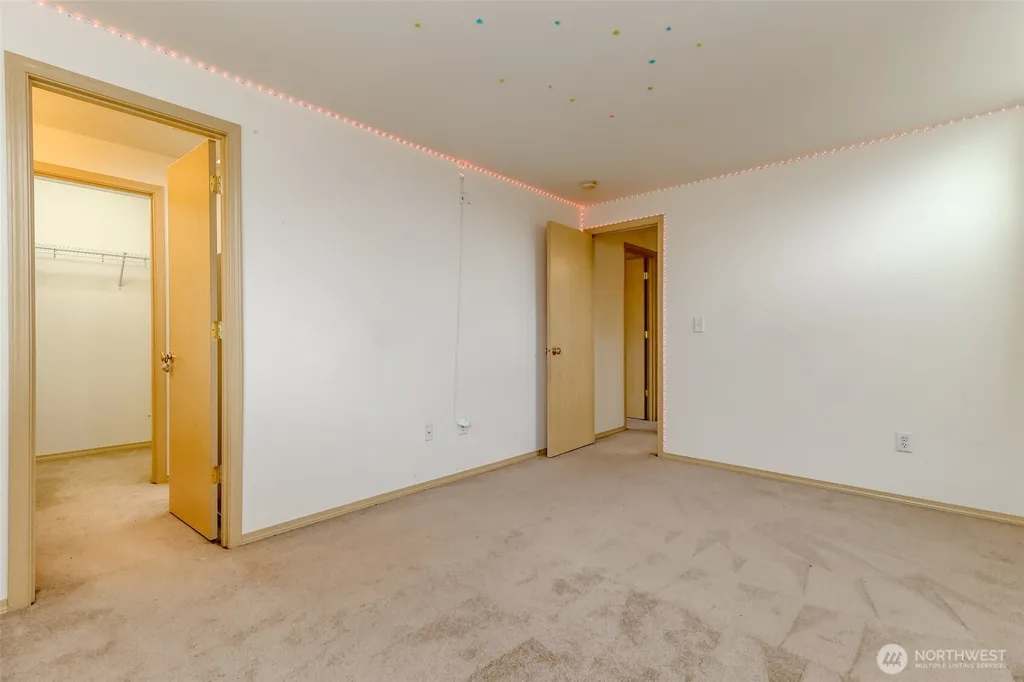 113 5th Avenue SW Pacific WA 98047