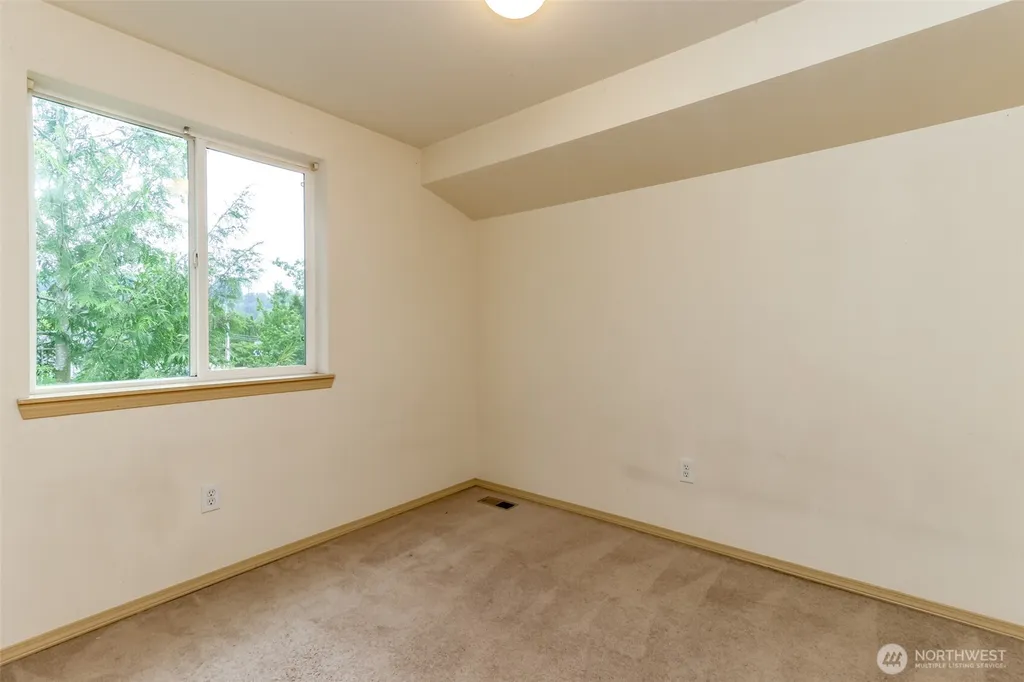 113 5th Avenue SW Pacific WA 98047