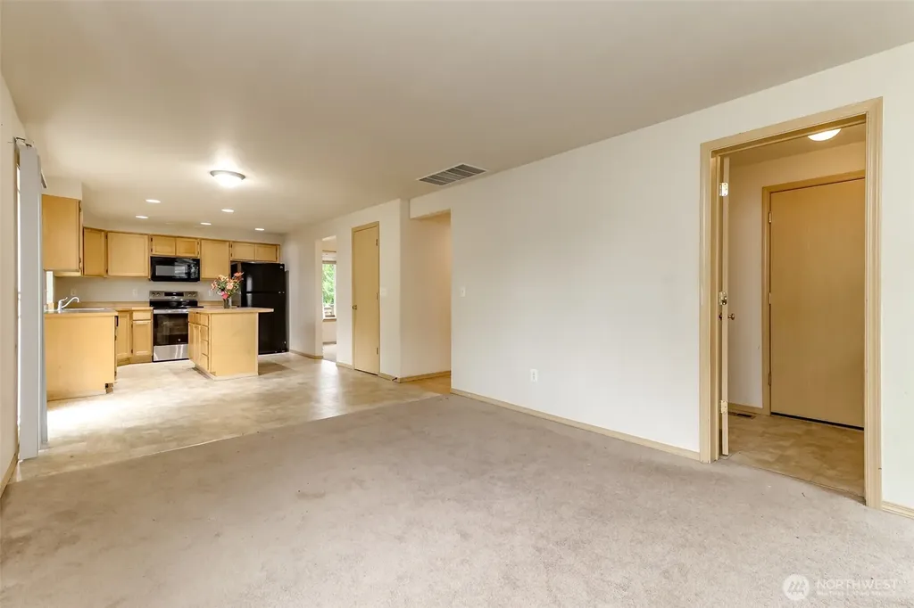 113 5th Avenue SW Pacific WA 98047