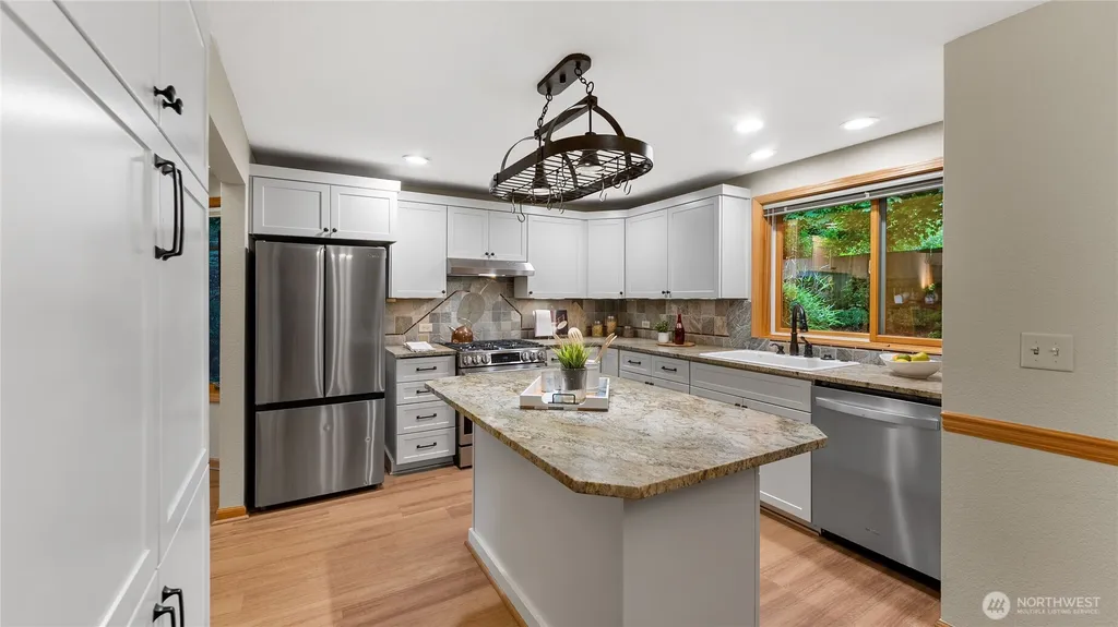 13829 101st Place NE Kirkland WA 98034