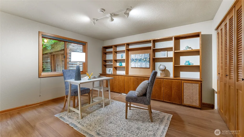 13829 101st Place NE Kirkland WA 98034
