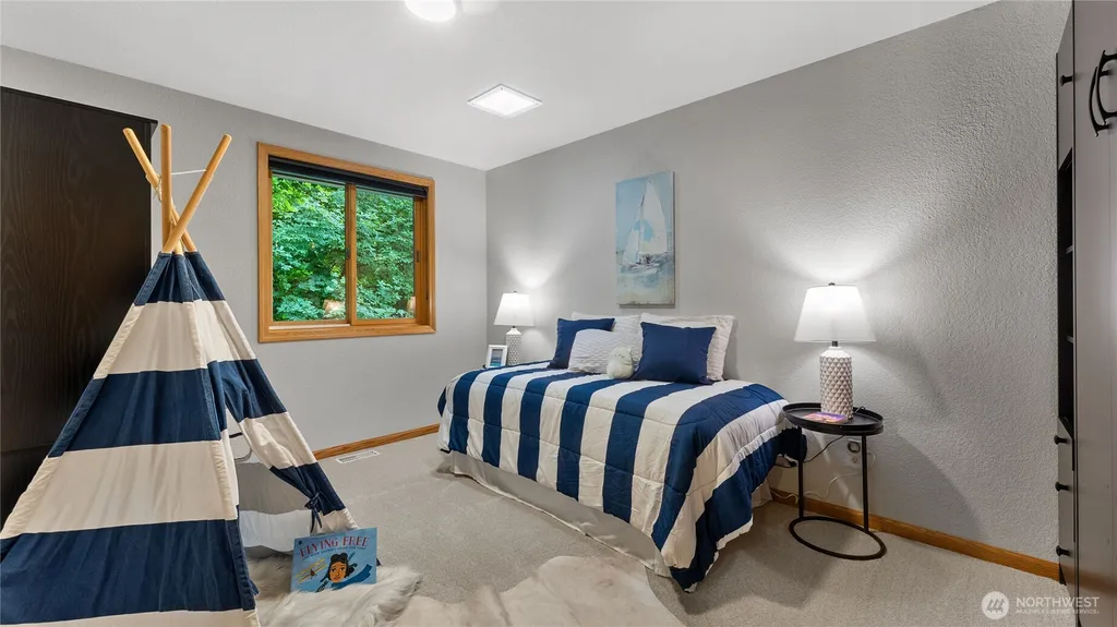 13829 101st Place NE Kirkland WA 98034