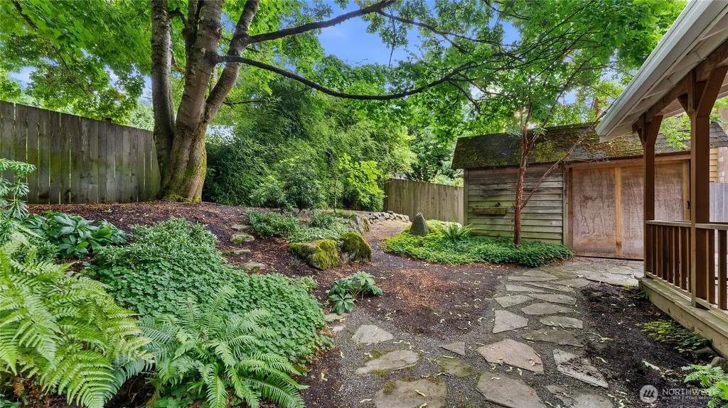 13829 101st Place NE Kirkland WA 98034