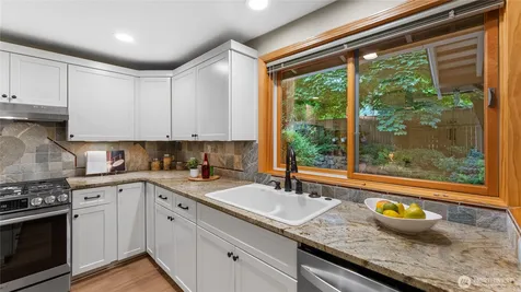 13829 101st Place NE Kirkland WA 98034