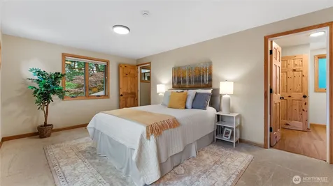 13829 101st Place NE Kirkland WA 98034