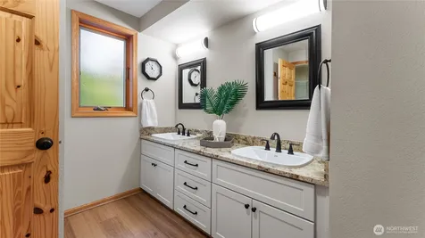 13829 101st Place NE Kirkland WA 98034