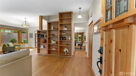 13829 101st Place NE Kirkland WA 98034