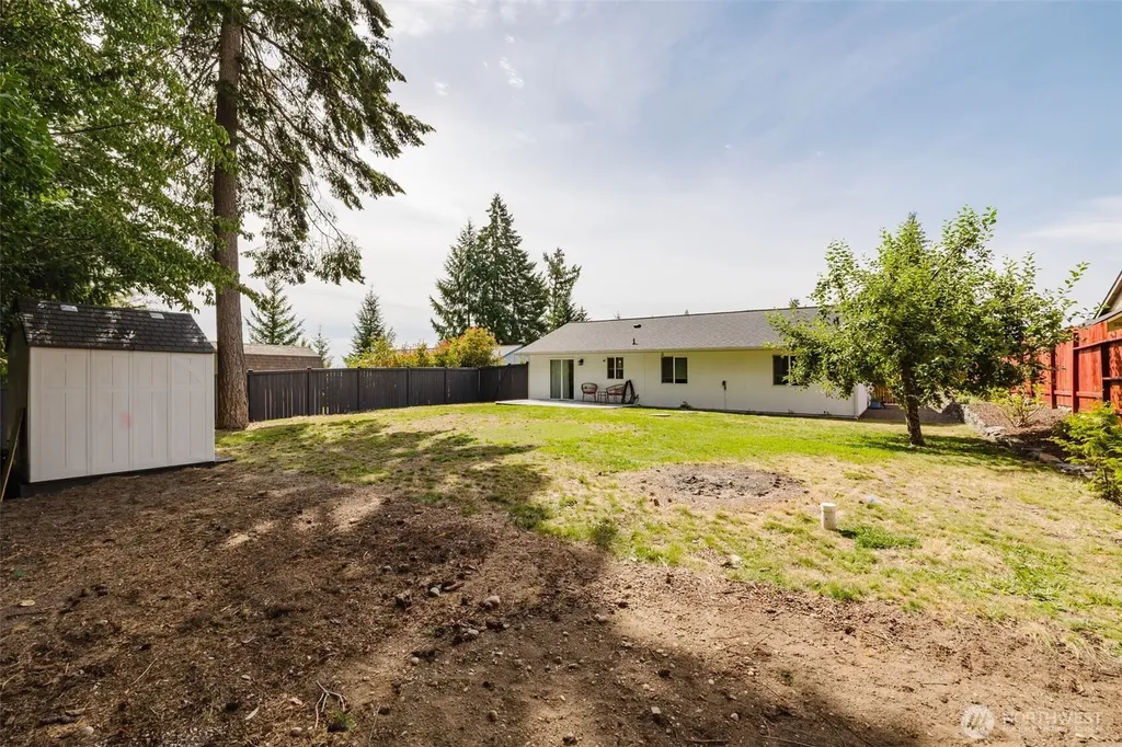 171 E Skylark Court Allyn WA 98524