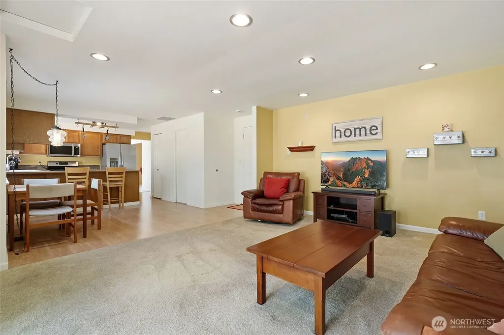 2114 Camas Avenue NE Renton WA 98056
