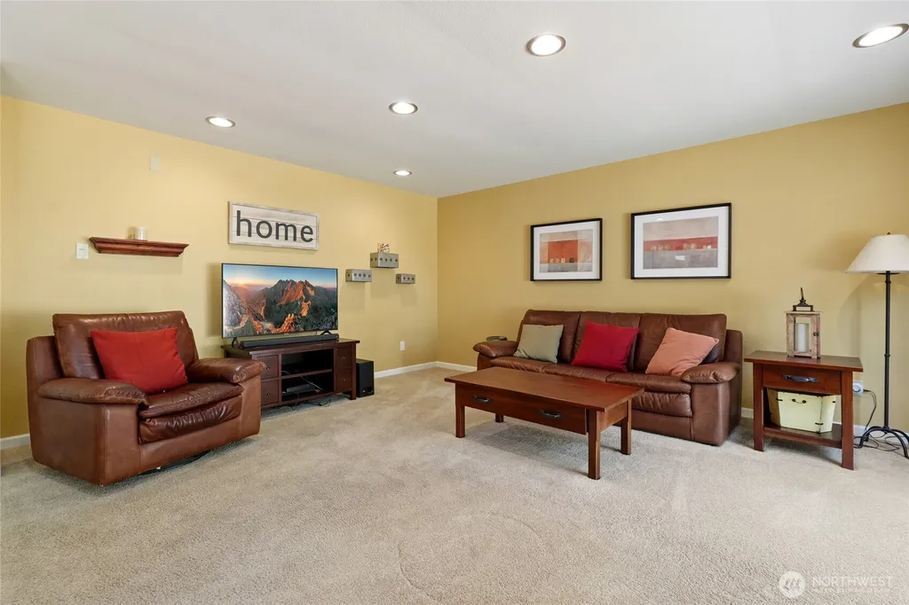 2114 Camas Avenue NE Renton WA 98056