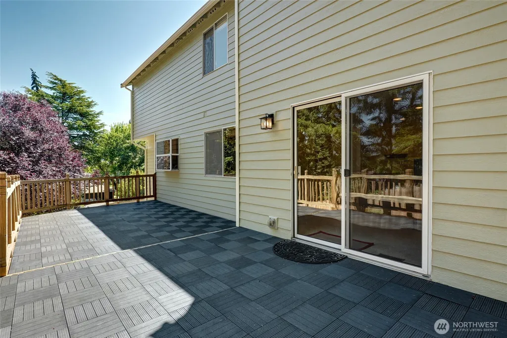2114 Camas Avenue NE Renton WA 98056