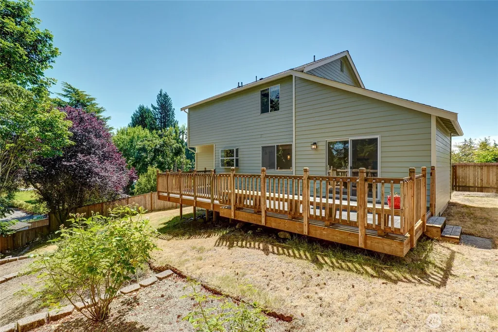 2114 Camas Avenue NE Renton WA 98056
