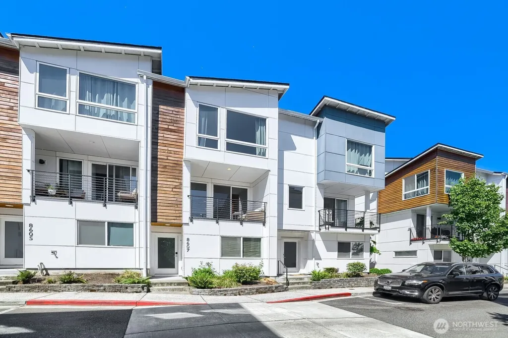 8607 22nd Place NE Seattle WA 98115