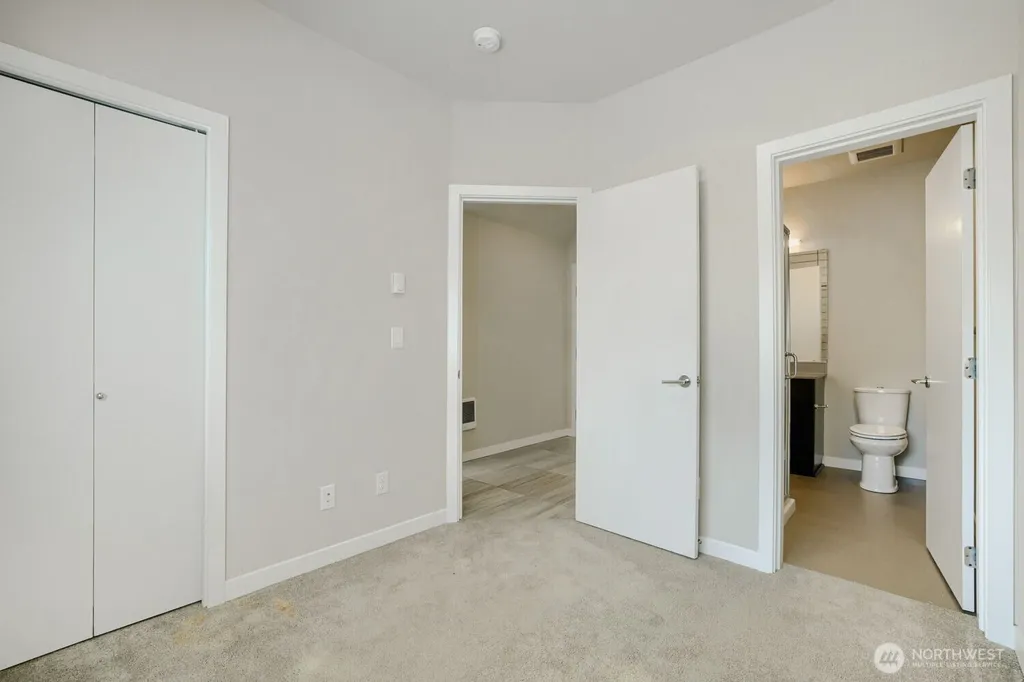 8607 22nd Place NE Seattle WA 98115