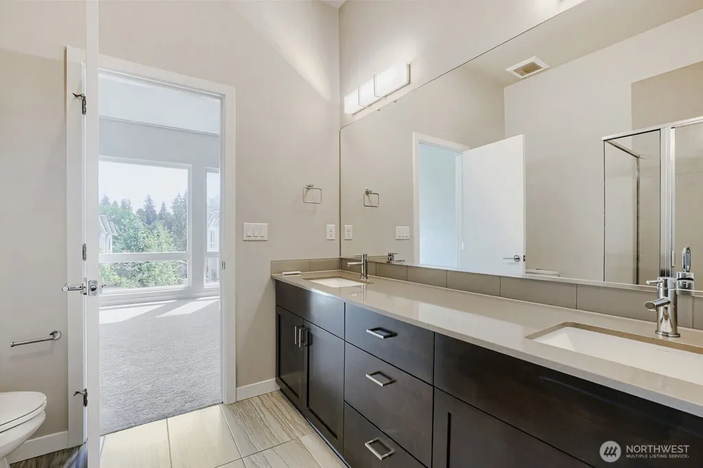8607 22nd Place NE Seattle WA 98115