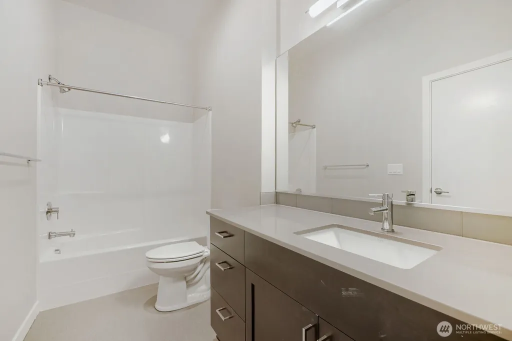 8607 22nd Place NE Seattle WA 98115
