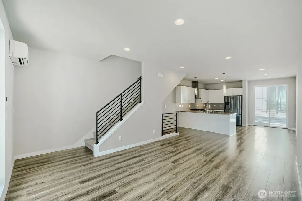 8607 22nd Place NE Seattle WA 98115