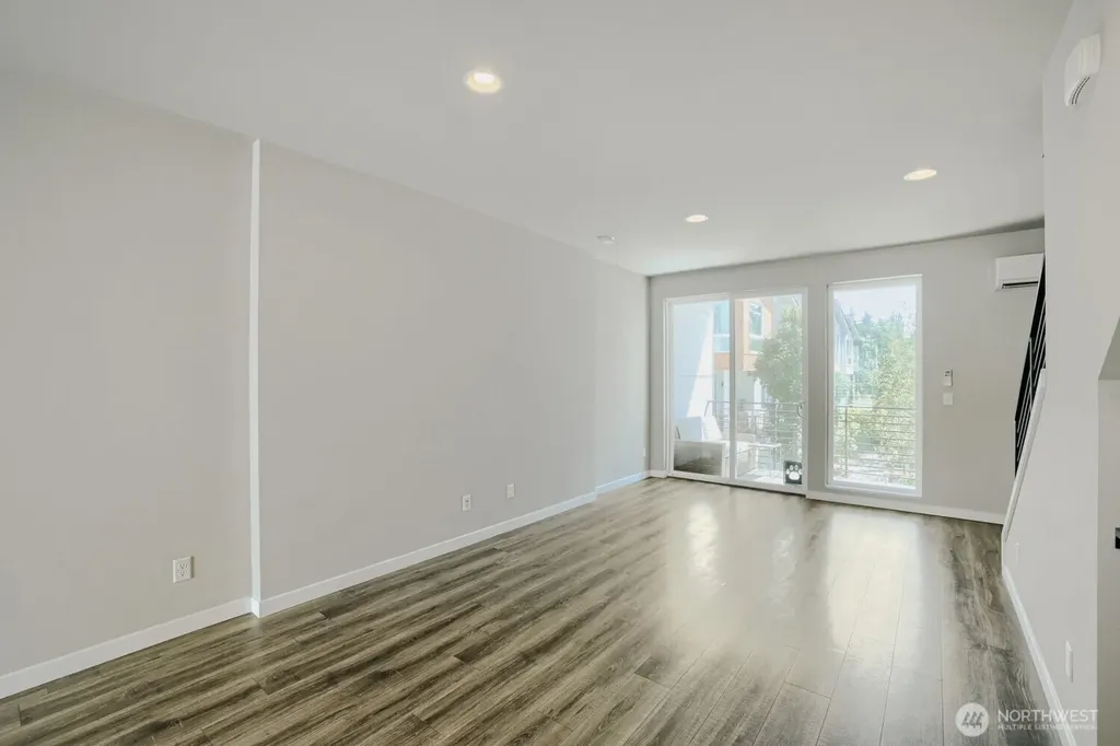 8607 22nd Place NE Seattle WA 98115