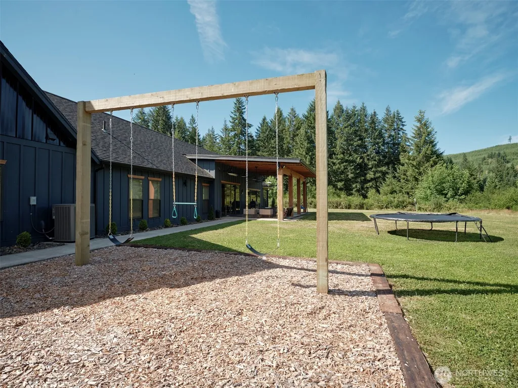 254 Oxbow Road Woodland WA 98674