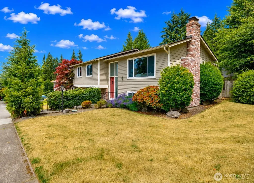 32624 35th Avenue SW Federal Way WA 98023