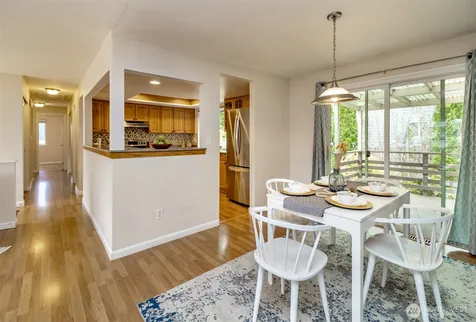 32624 35th Avenue SW Federal Way WA 98023