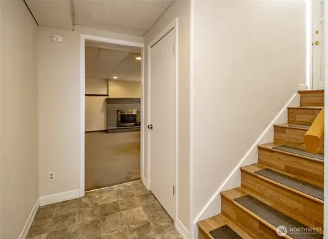 32624 35th Avenue SW Federal Way WA 98023