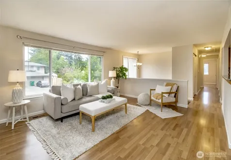32624 35th Avenue SW Federal Way WA 98023