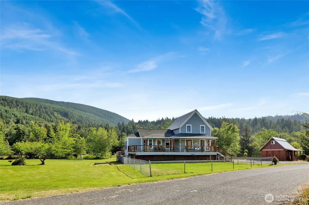 3455 Legg Road Bow WA 98232