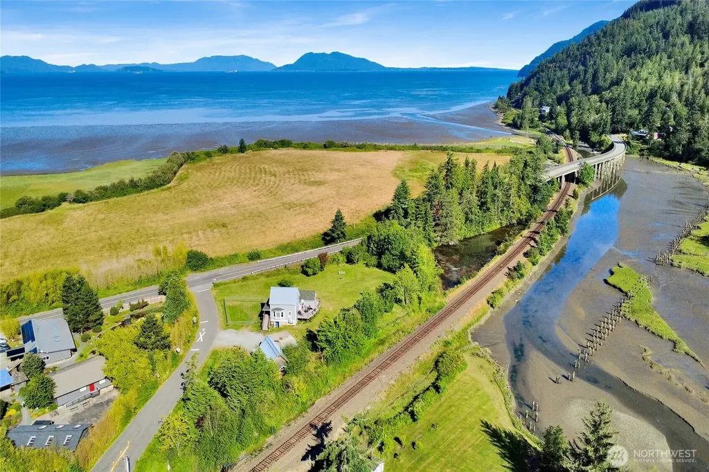 3455 Legg Road Bow WA 98232