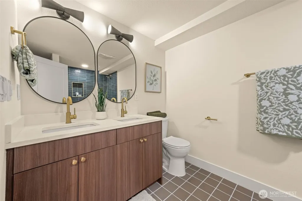 16719 SE 4th Place Bellevue WA 98008