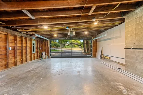 16719 SE 4th Place Bellevue WA 98008